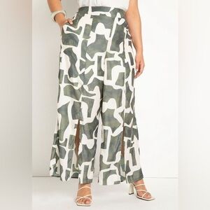 NWT. Eloquii 20 Pull On Wide Leg Pants With Slit Hem.